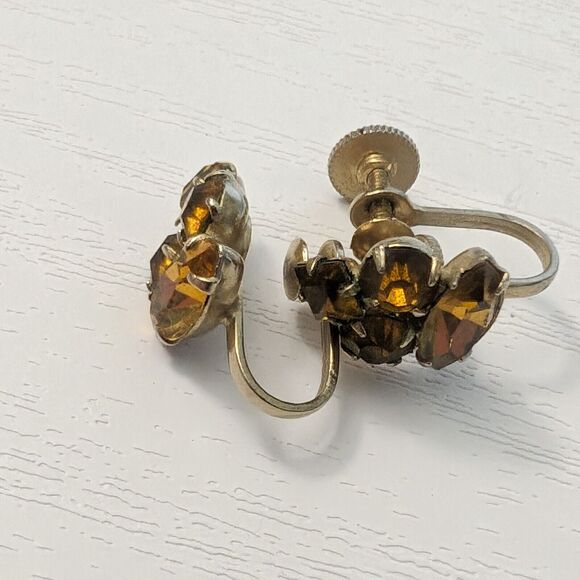 Vintage Coro Screw On Earrings - 0.5" - Picture 3 of 7